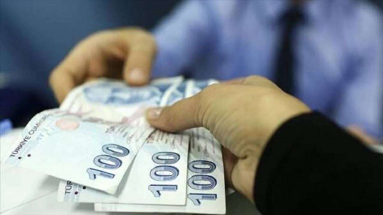 Ocak 2027 emekli zammında sıcak gelişme: SGK uzmanı, emeklilerin ocakta hesaplarına yatacak zammı duyurdu! 8
